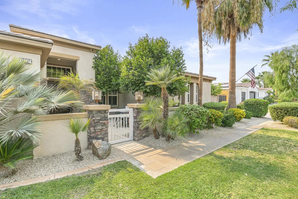 49347 Gila River Street, Indio, California 92201 home-pic-67
