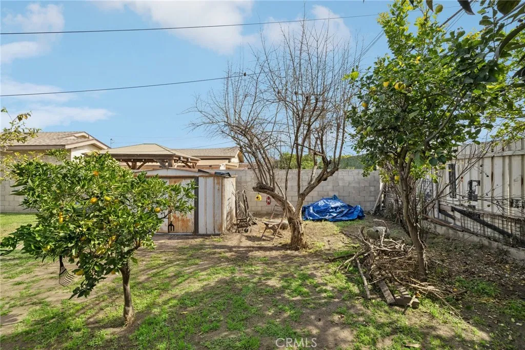 2938 Oakwood, Lynwood, California 90262 home-pic-23