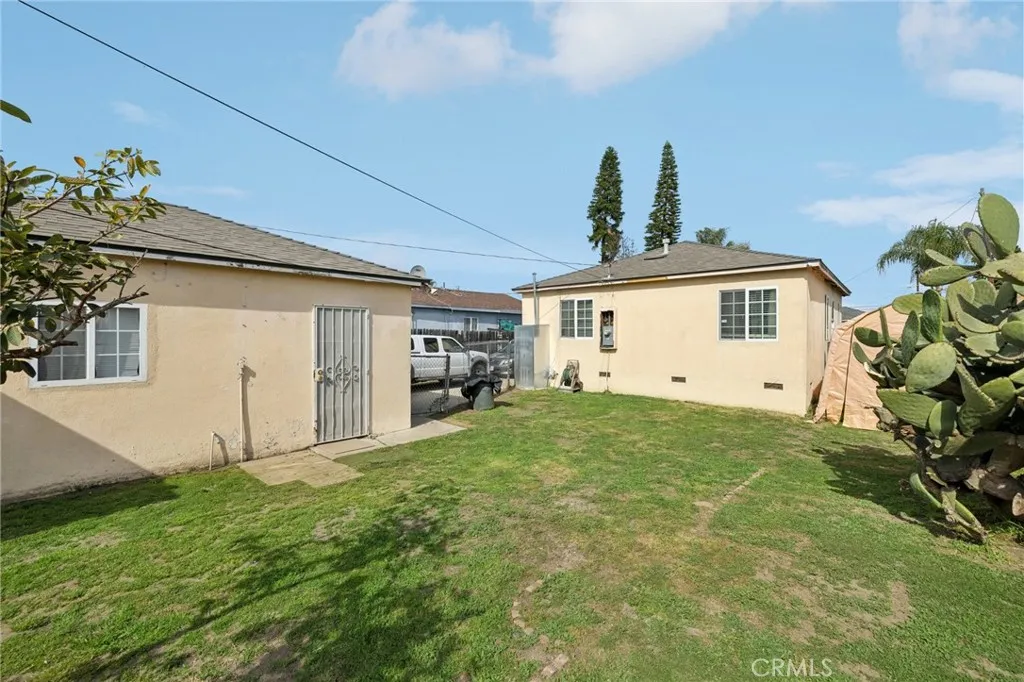 2938 Oakwood, Lynwood, California 90262 home-pic-21