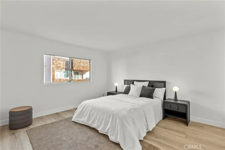 5400 Newcastle 12, Encino, California 91316