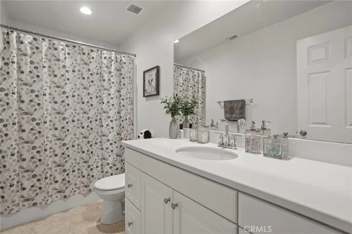 shared full bathroom