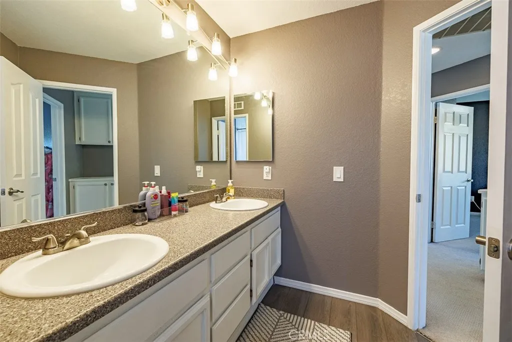 23717 Ballestros Road, Murrieta, California 92562 home-pic-26