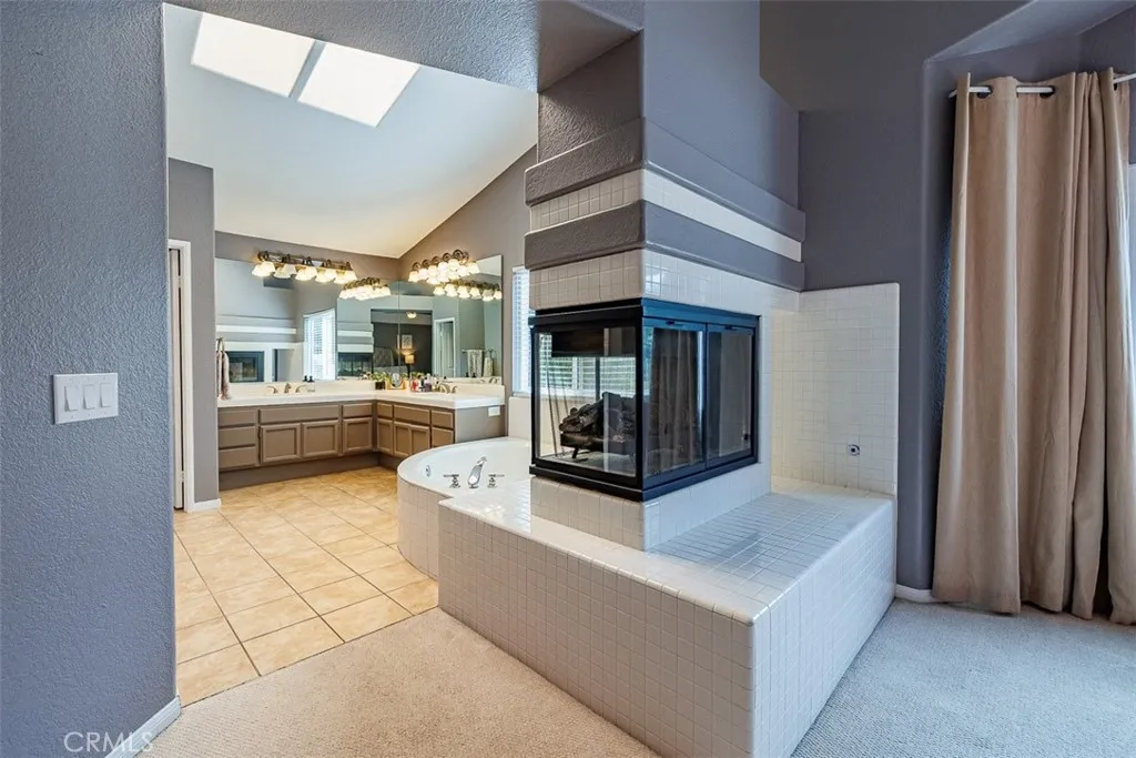 23717 Ballestros Road, Murrieta, California 92562 home-pic-18