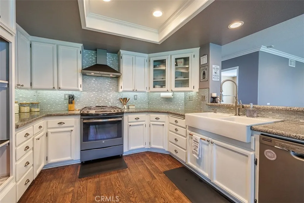 23717 Ballestros Road, Murrieta, California 92562 home-pic-12