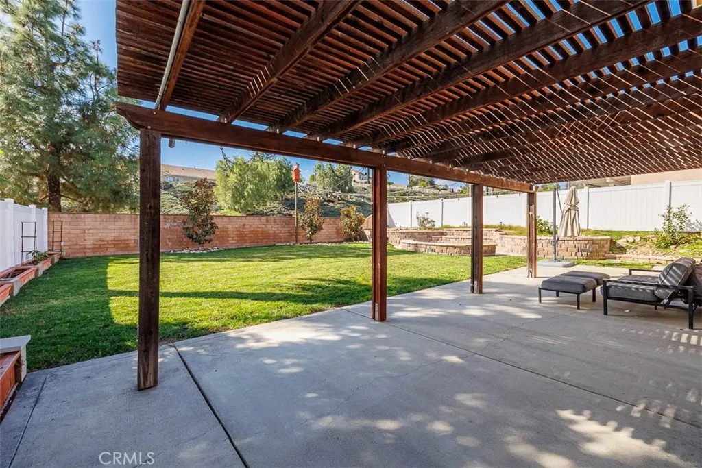 23717 Ballestros Road, Murrieta, California 92562 home-pic-32