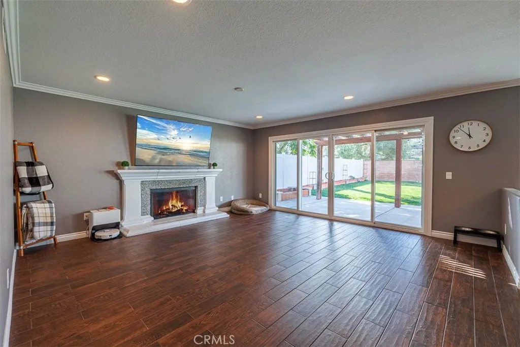 23717 Ballestros Road, Murrieta, California 92562 home-pic-9