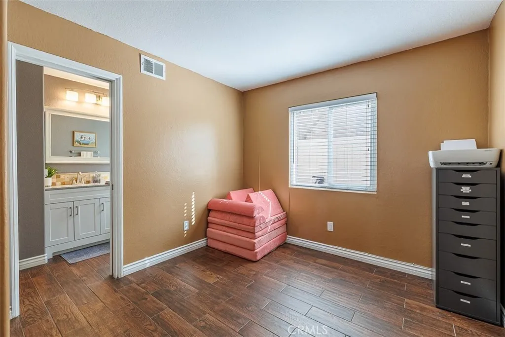 23717 Ballestros Road, Murrieta, California 92562 home-pic-5