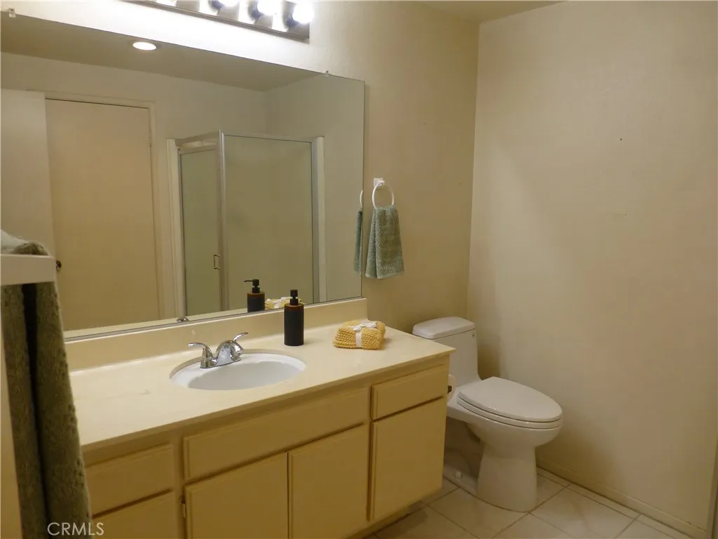 17914 Magnolia Boulevard 127, Encino, California 91316 home-pic-23