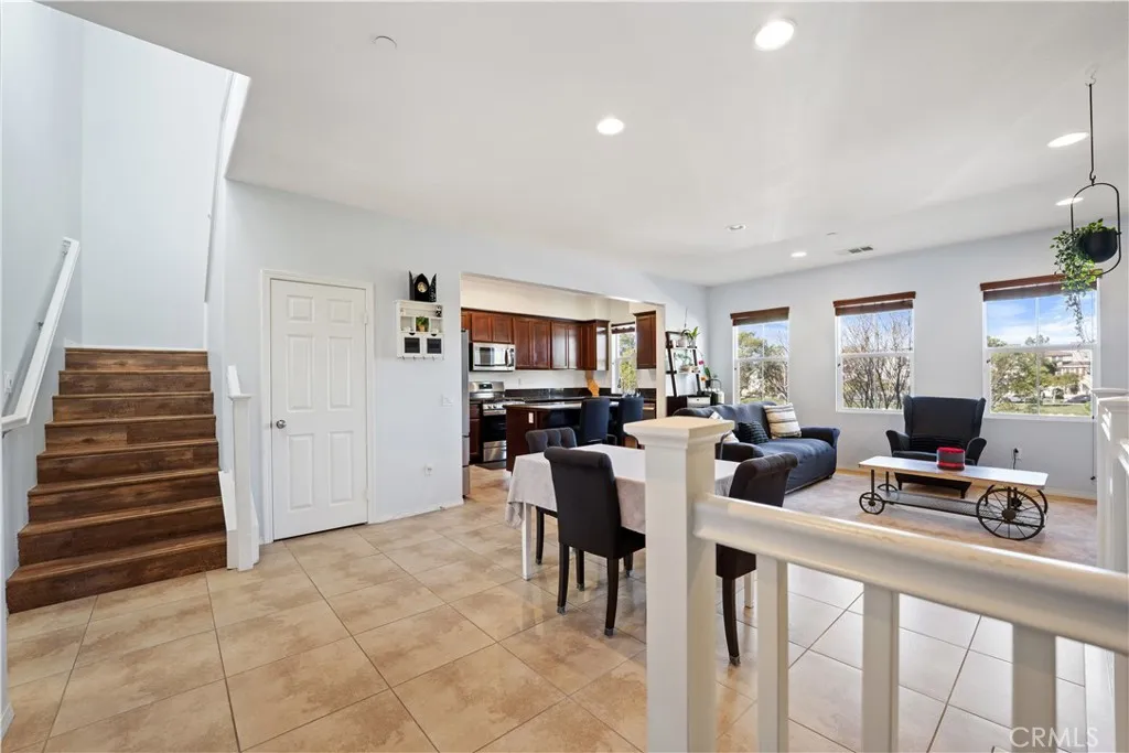 3108 N Oxnard Boulevard, Oxnard, California 93036 home-pic-13
