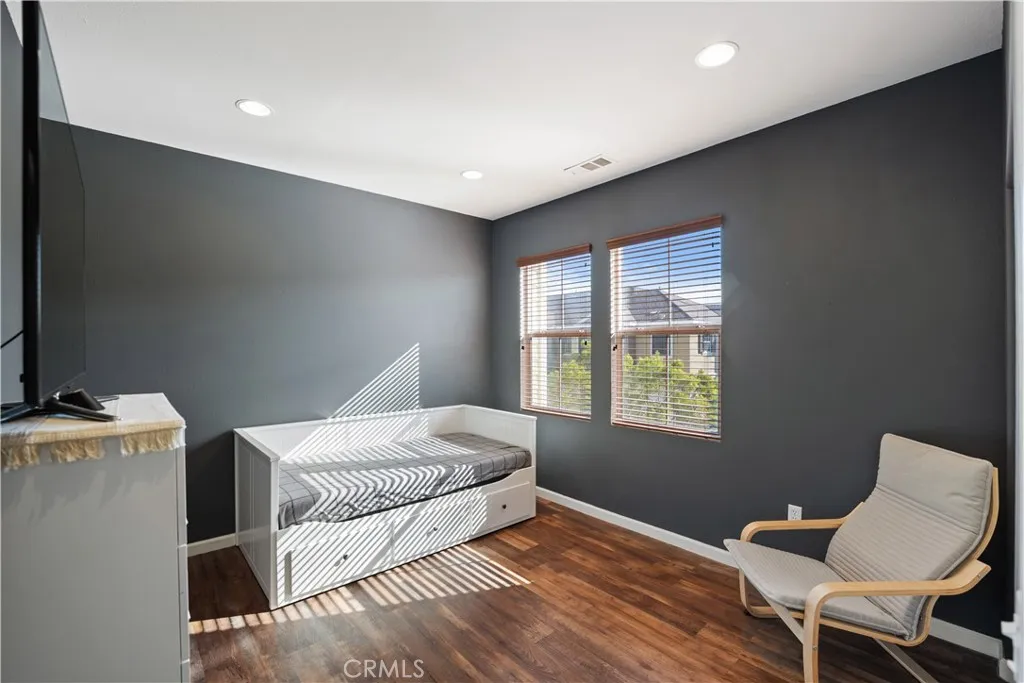 3108 N Oxnard Boulevard, Oxnard, California 93036 home-pic-15