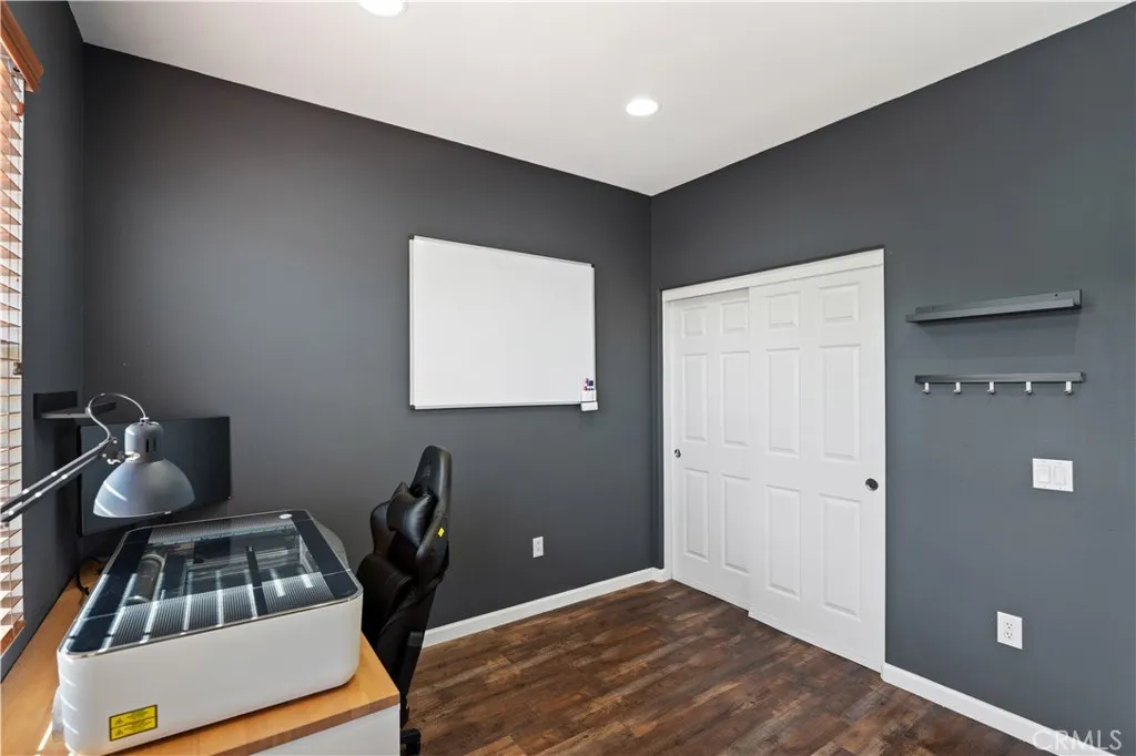3108 N Oxnard Boulevard, Oxnard, California 93036 home-pic-17