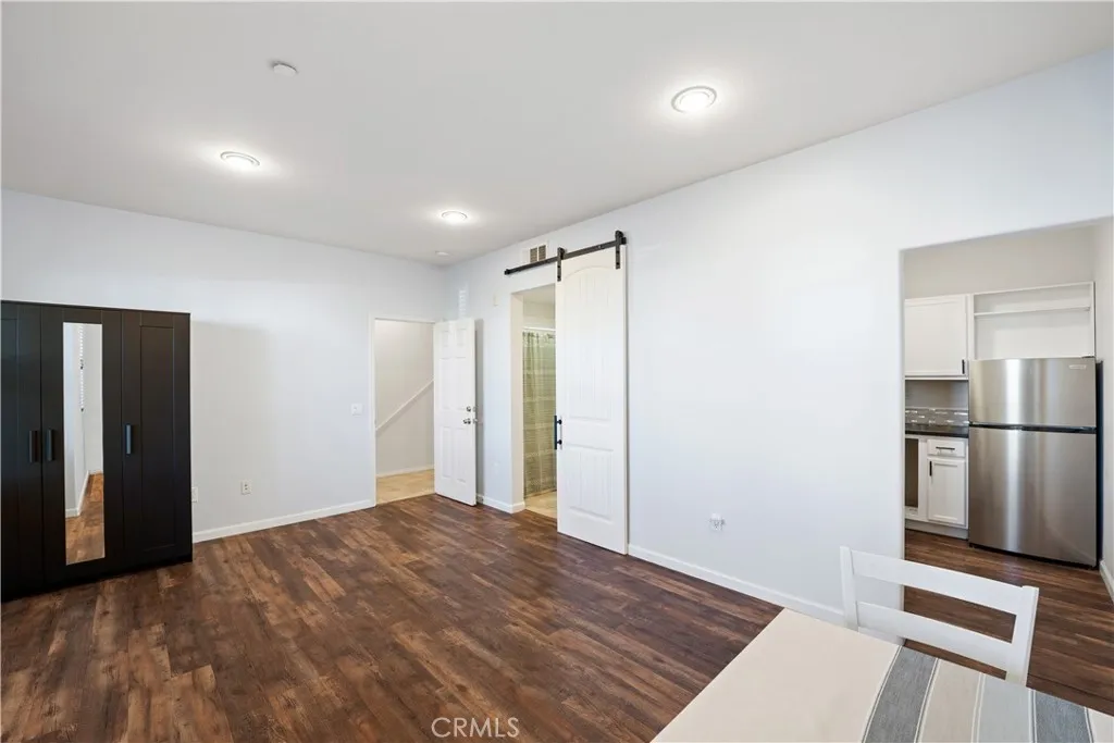3108 N Oxnard Boulevard, Oxnard, California 93036 home-pic-31