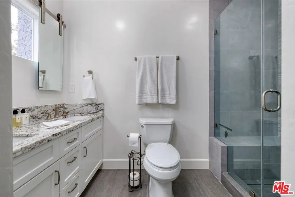 2021 California Avenue 20, Santa Monica, California 90403 home-pic-12
