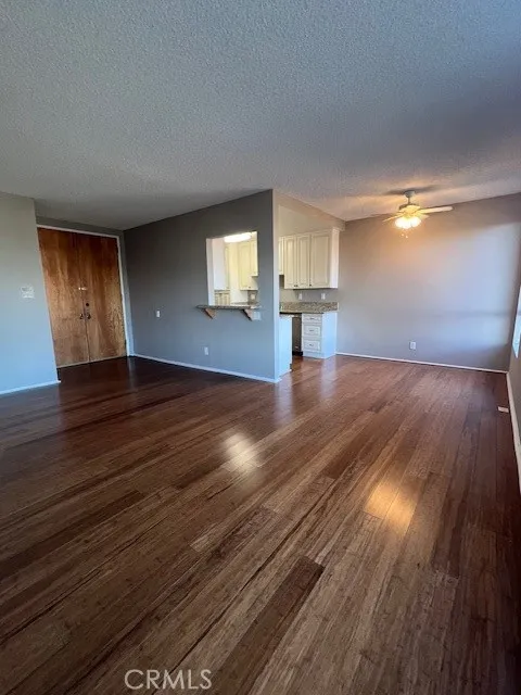 622 S Barrington 302, Los Angeles, California 90049 home-pic-10