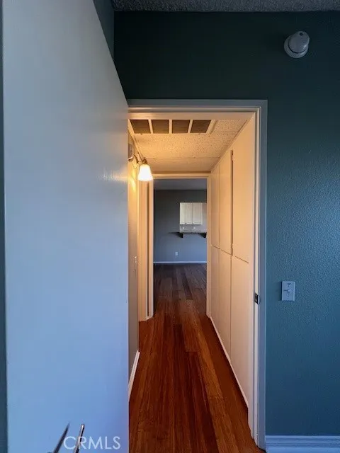 622 S Barrington 302, Los Angeles, California 90049 home-pic-14