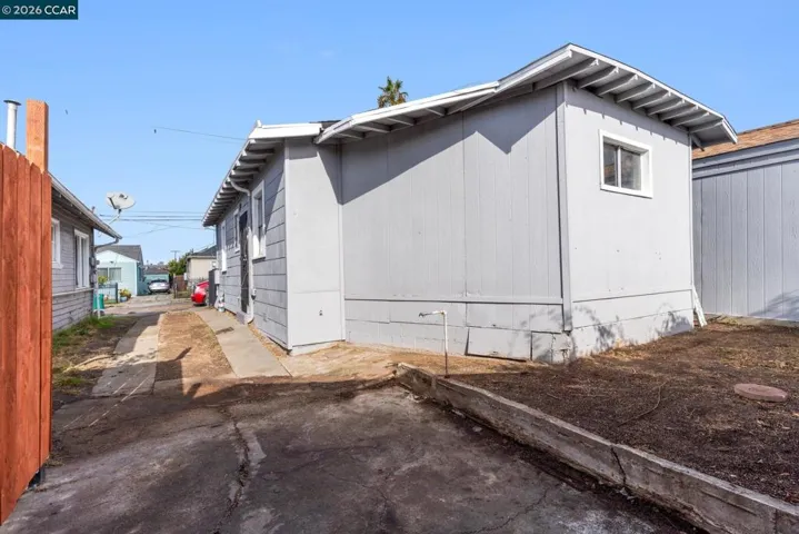 2612 2612 75th Ave, Oakland, California 94605