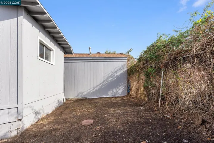 2612 2612 75th Ave, Oakland, California 94605