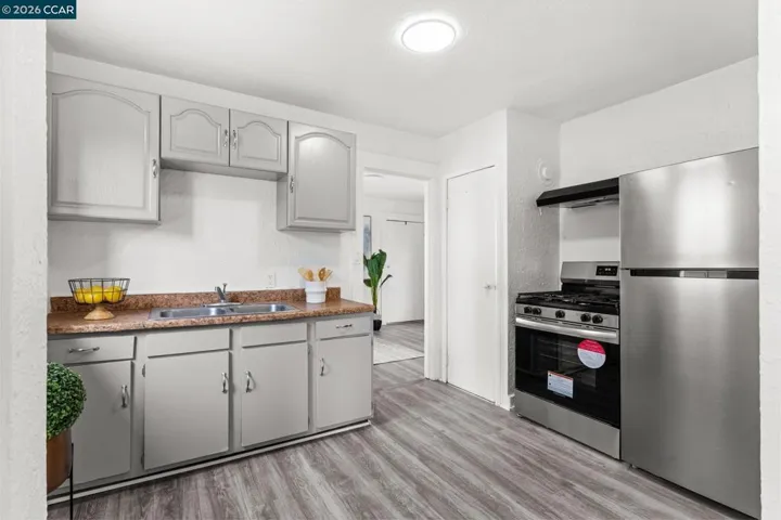 2612 2612 75th Ave, Oakland, California 94605