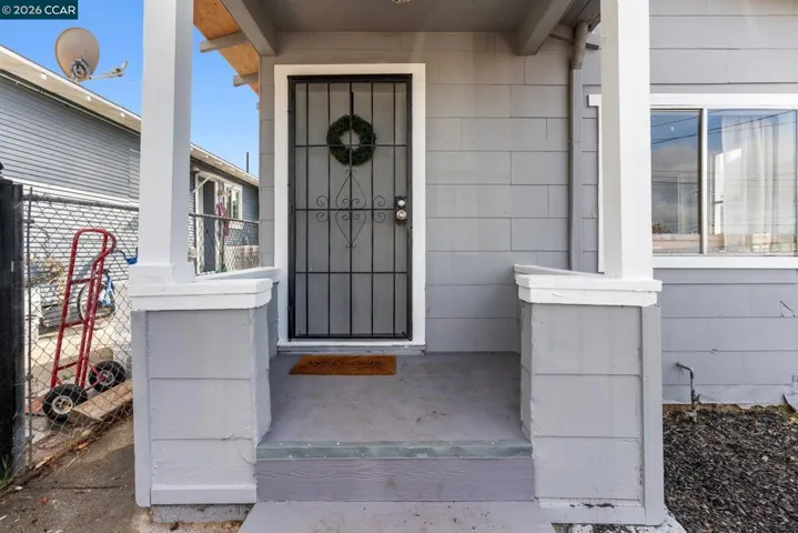 2612 2612 75th Ave, Oakland, California 94605