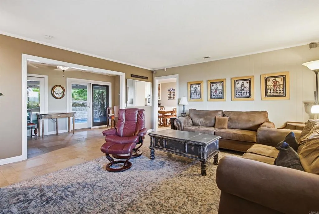 5012 Sleeping Indian Road, Fallbrook, California 92028 home-pic-20