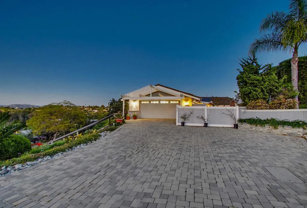 5012 Sleeping Indian Road, Fallbrook, California 92028 home-pic-70