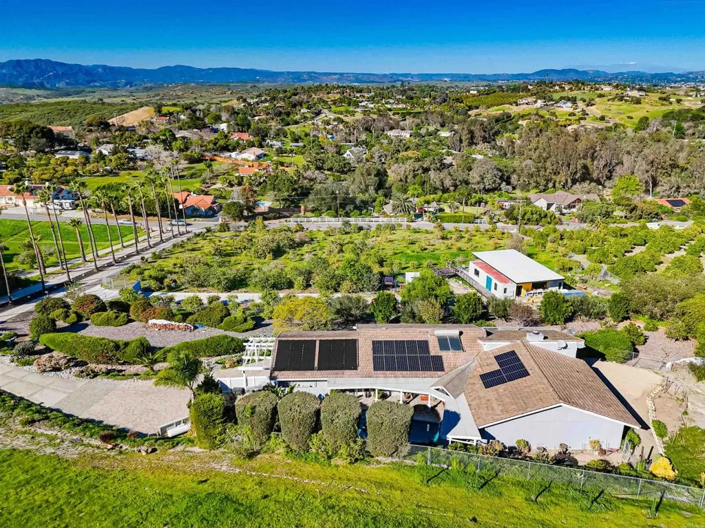 5012 Sleeping Indian Road, Fallbrook, California 92028 home-pic-65