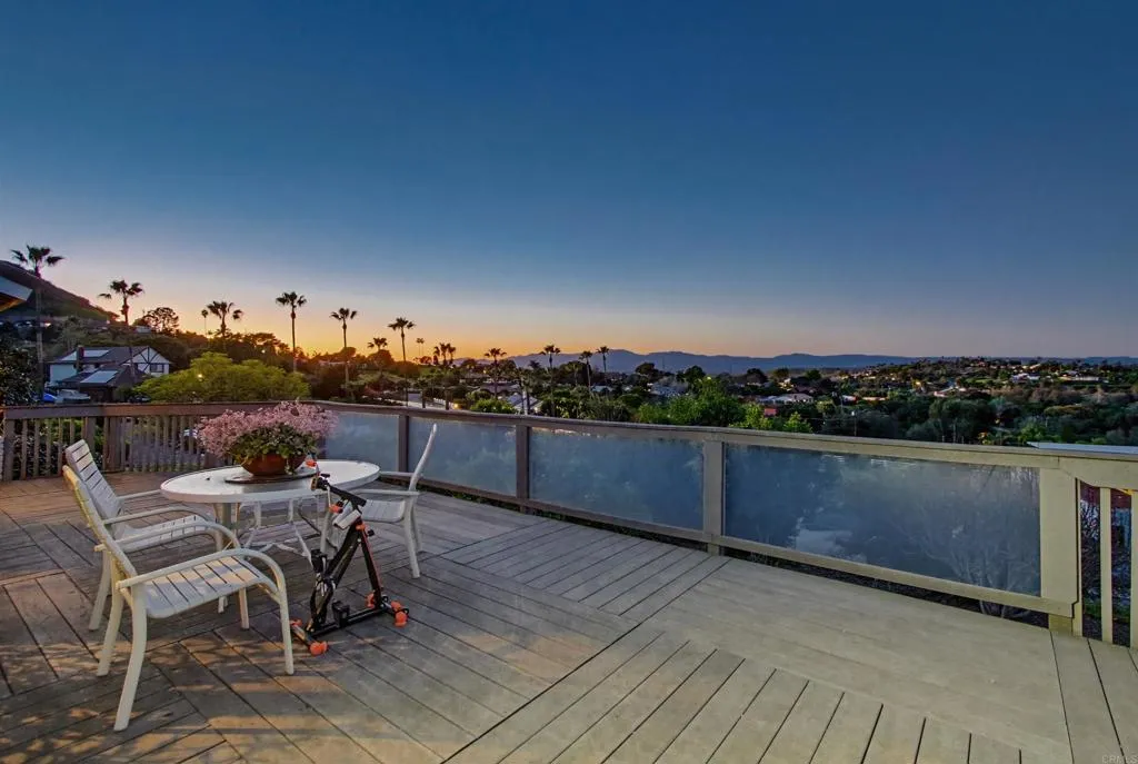 5012 Sleeping Indian Road, Fallbrook, California 92028 home-pic-4
