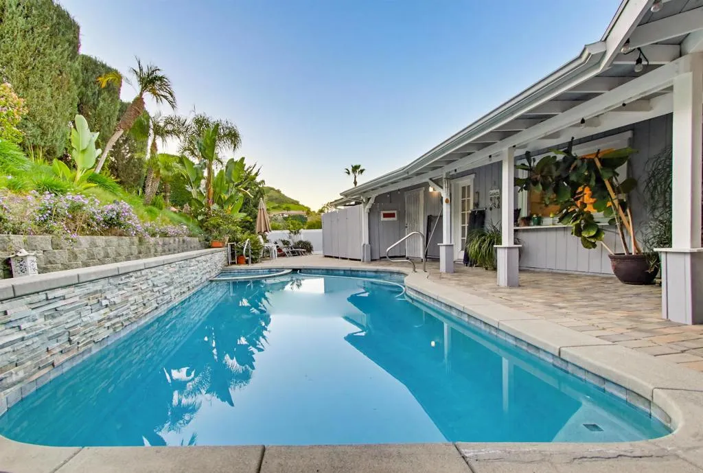 5012 Sleeping Indian Road, Fallbrook, California 92028 home-pic-60