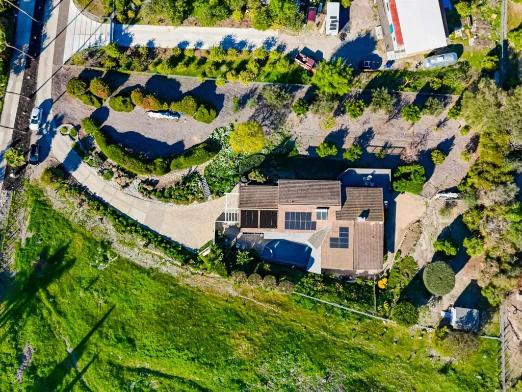 5012 Sleeping Indian Road, Fallbrook, California 92028 home-pic-67