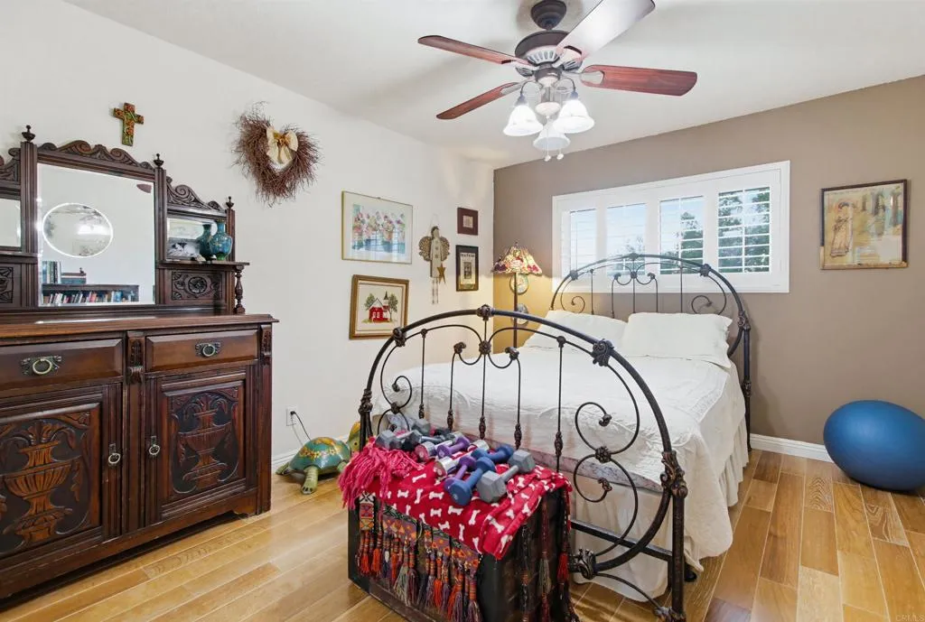 5012 Sleeping Indian Road, Fallbrook, California 92028 home-pic-37