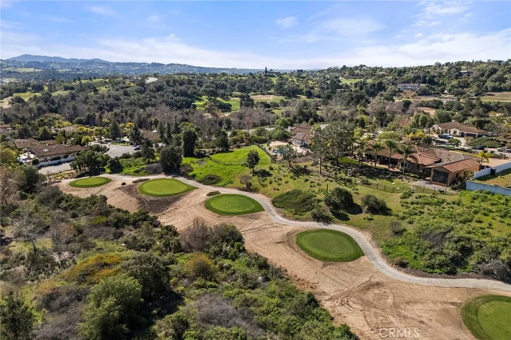 3670 Genista Place, Fallbrook, California 92028 home-pic-52
