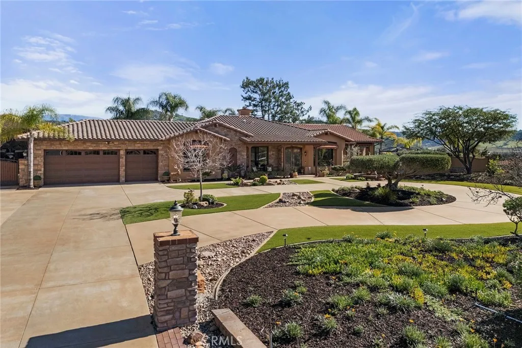 3670 Genista Place, Fallbrook, California 92028 home-pic-50