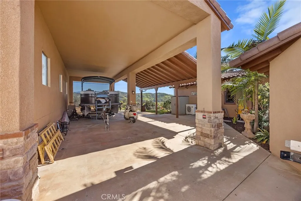 3670 Genista Place, Fallbrook, California 92028 home-pic-45