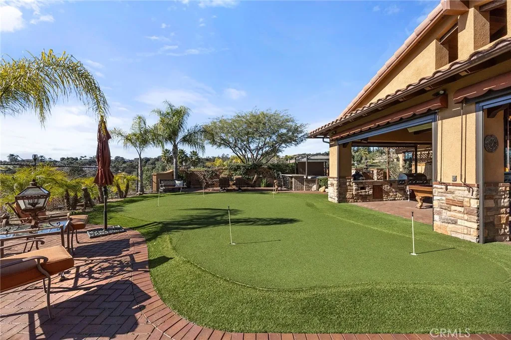 3670 Genista Place, Fallbrook, California 92028 home-pic-6