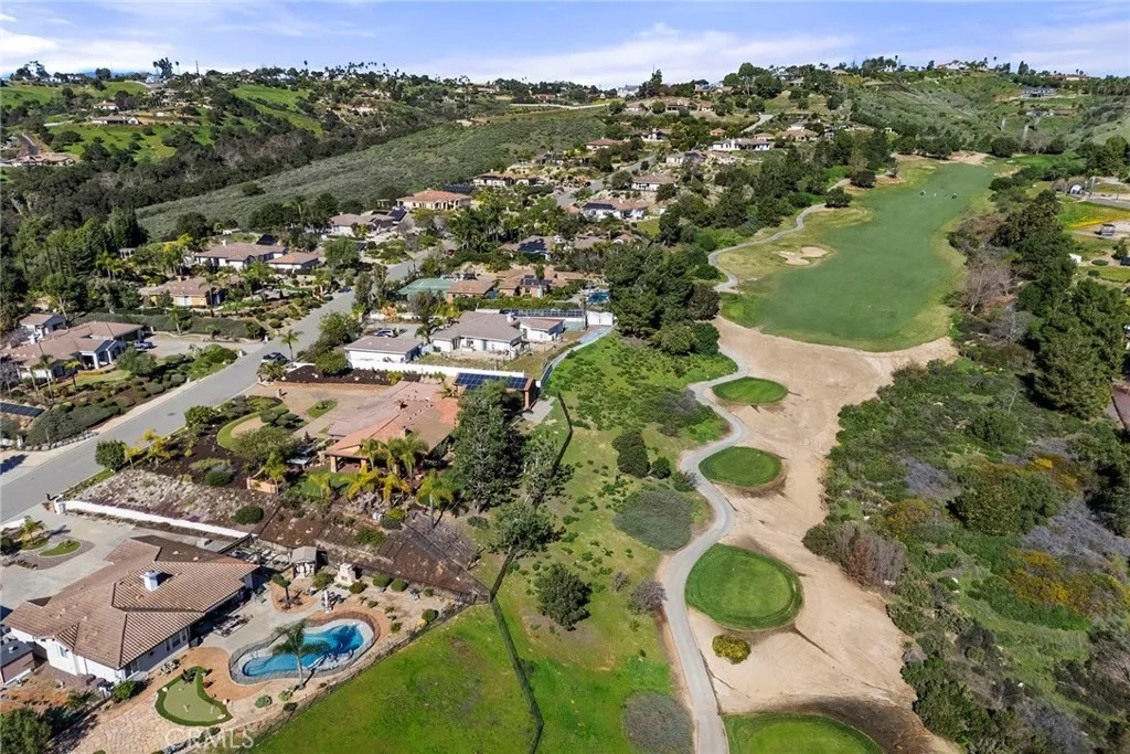 3670 Genista Place, Fallbrook, California 92028 home-pic-54
