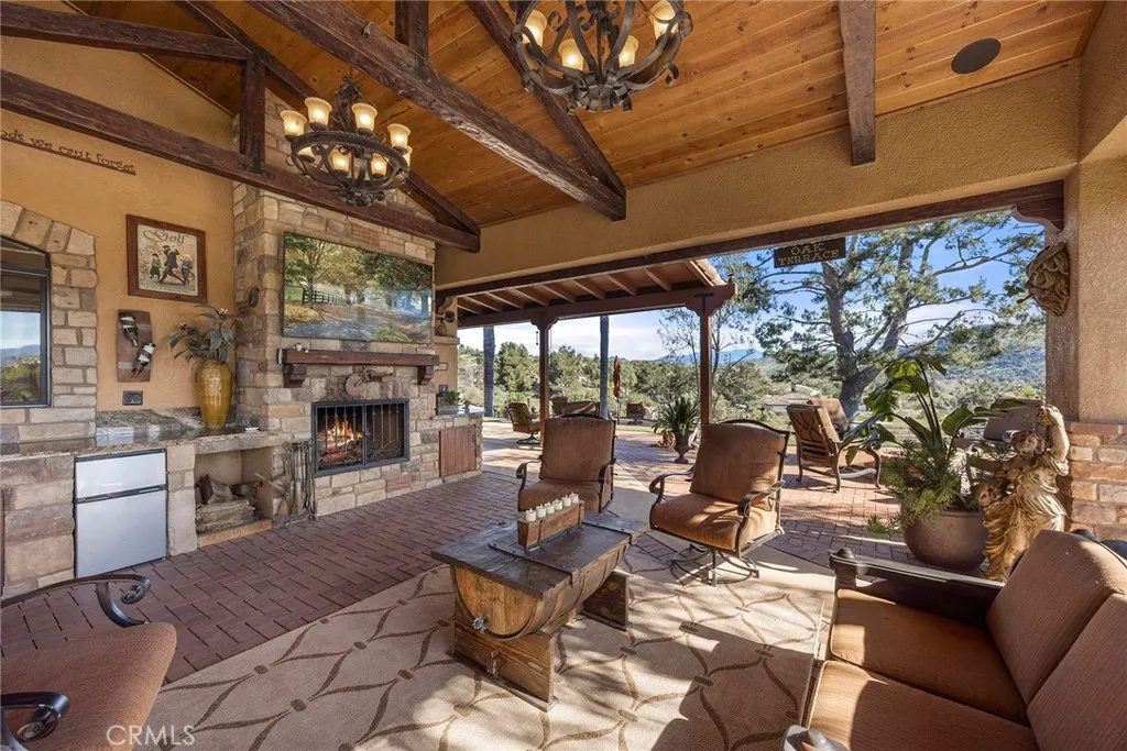 3670 Genista Place, Fallbrook, California 92028 home-pic-25