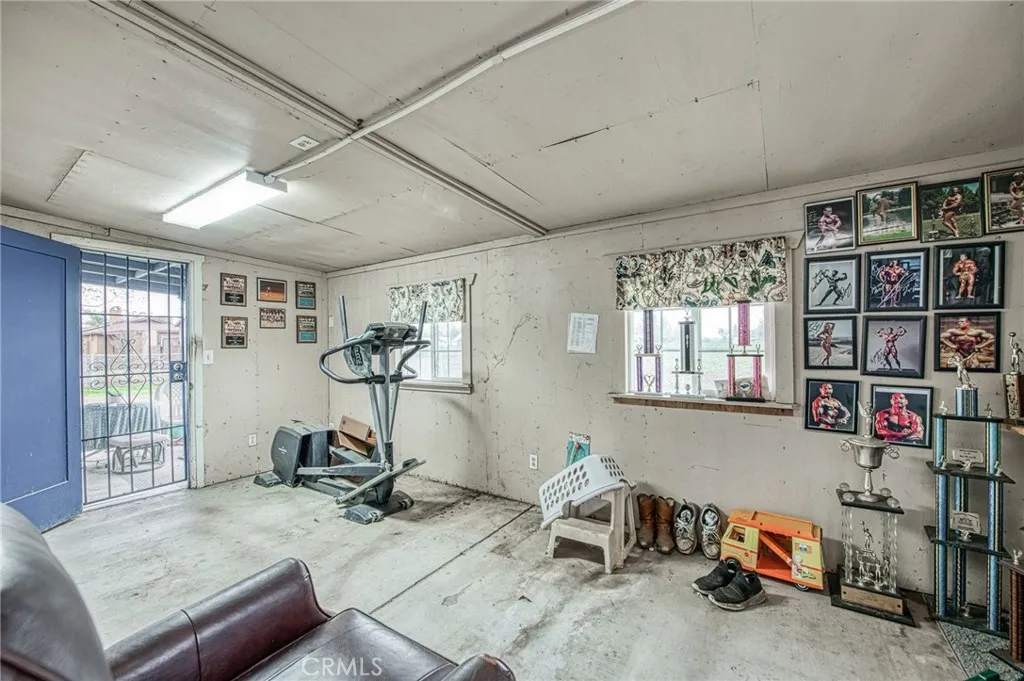 6729 W Clinton Avenue, Fresno, California 93723 home-pic-25