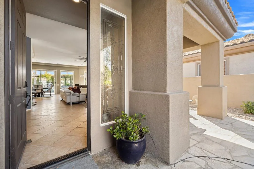 47410 Via Florence, La Quinta, California 92253 home-pic-47