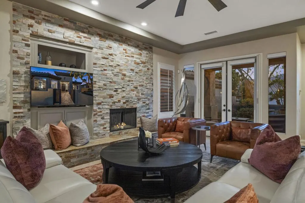 47410 Via Florence, La Quinta, California 92253 home-pic-2