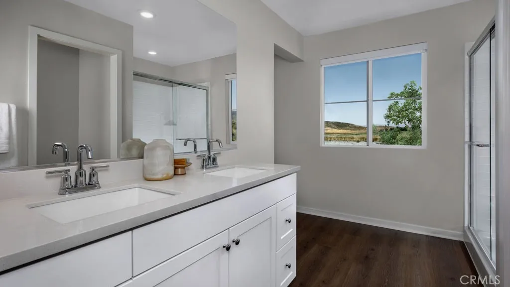 34415 Sakura Lane, French Valley, California 92596 home-pic-7