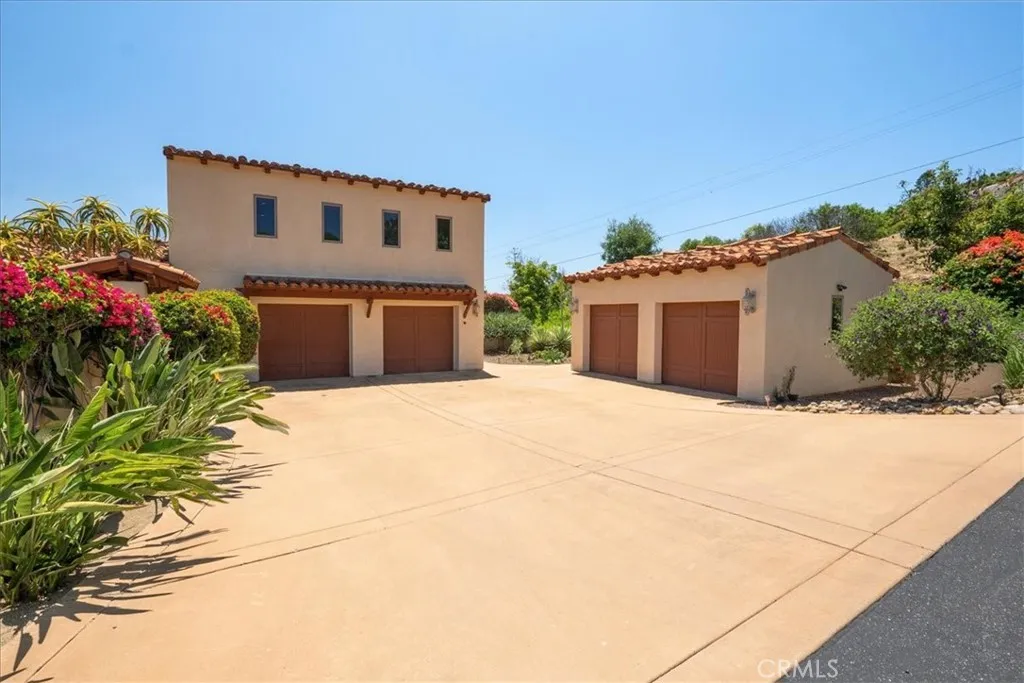 1917 Santa Margarita Drive, Fallbrook, California 92028 home-pic-11