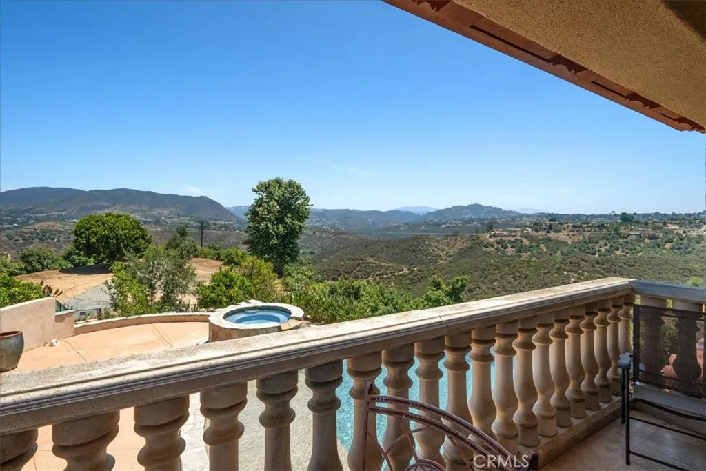 1917 Santa Margarita Drive, Fallbrook, California 92028 home-pic-60