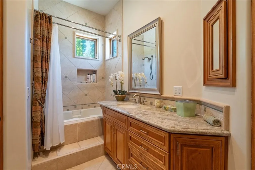 1917 Santa Margarita Drive, Fallbrook, California 92028 home-pic-66