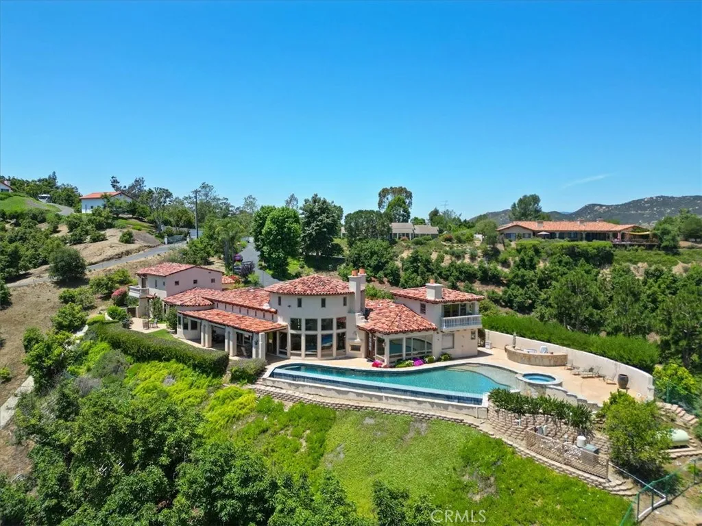 1917 Santa Margarita Drive, Fallbrook, California 92028 home-pic-3