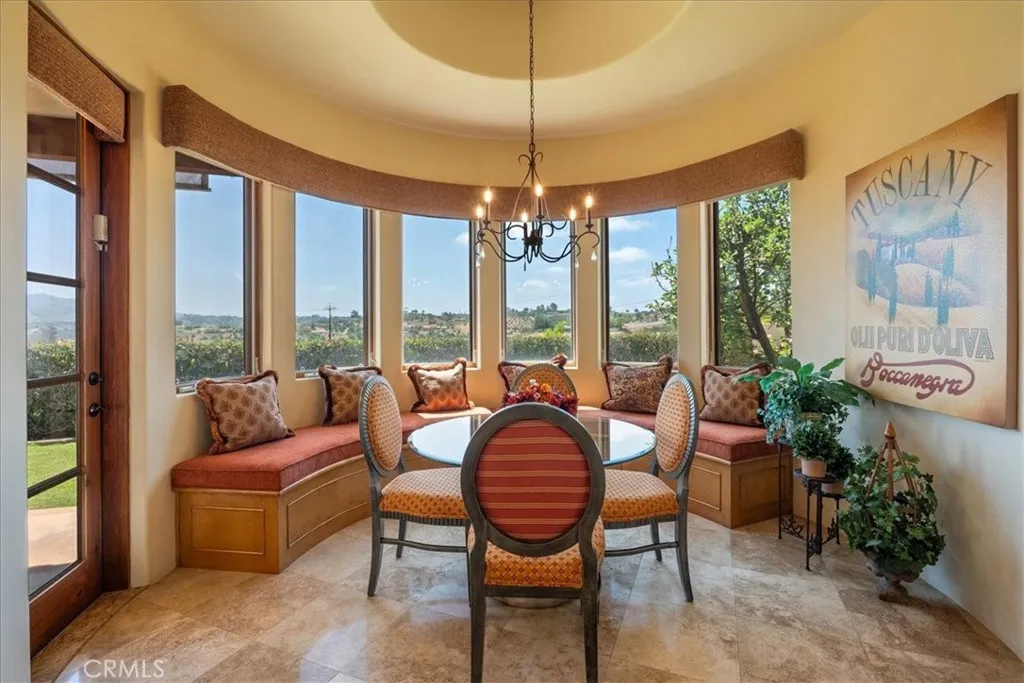 1917 Santa Margarita Drive, Fallbrook, California 92028 home-pic-21