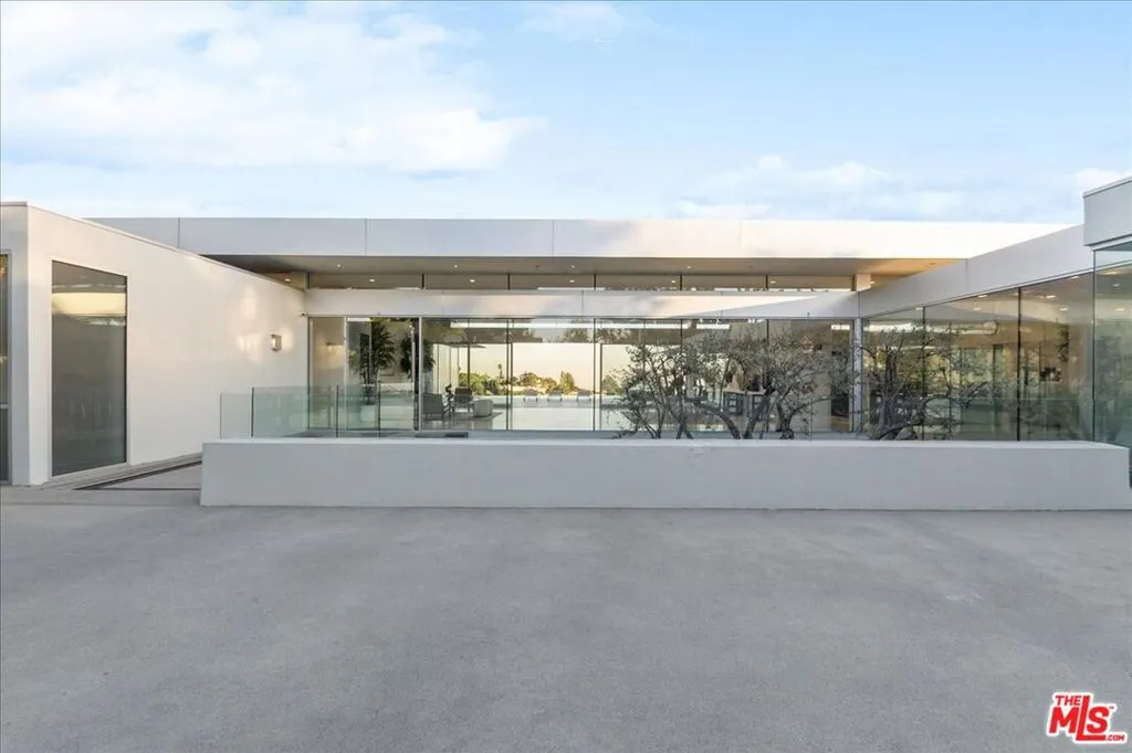 1620 Carla, Beverly Hills, California 90210 — photo 5