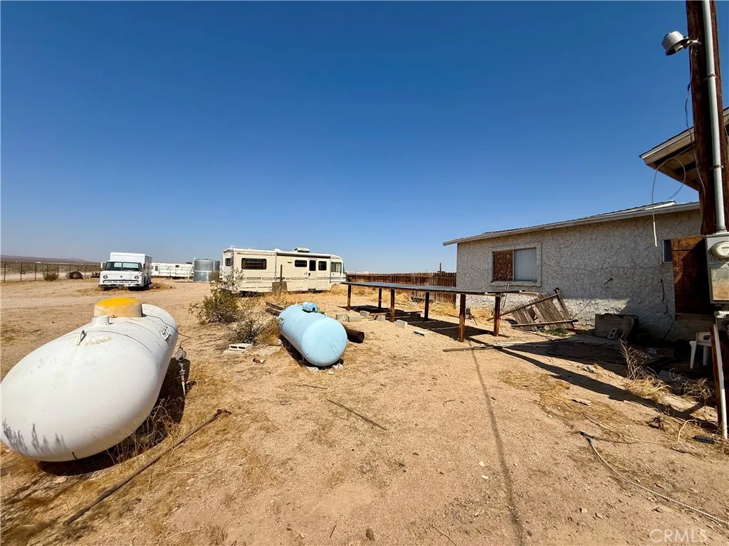 25330 Vancouver Avenue, Adelanto, California 92301 home-pic-31