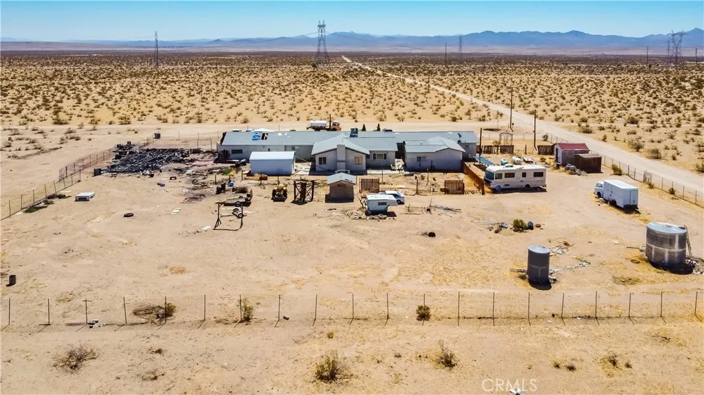 25330 Vancouver Avenue, Adelanto, California 92301 home-pic-9