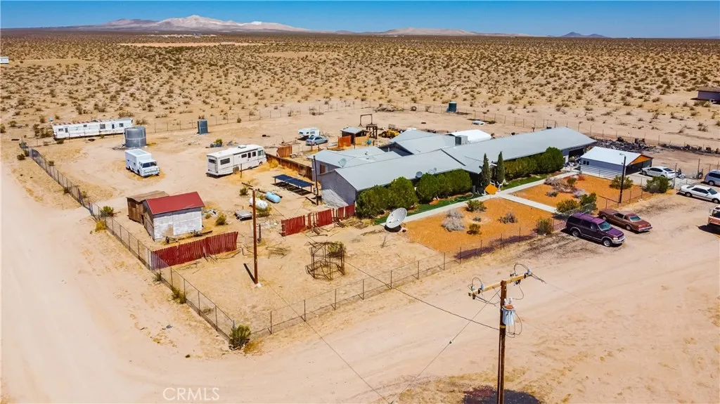 25330 Vancouver Avenue, Adelanto, California 92301 home-pic-10