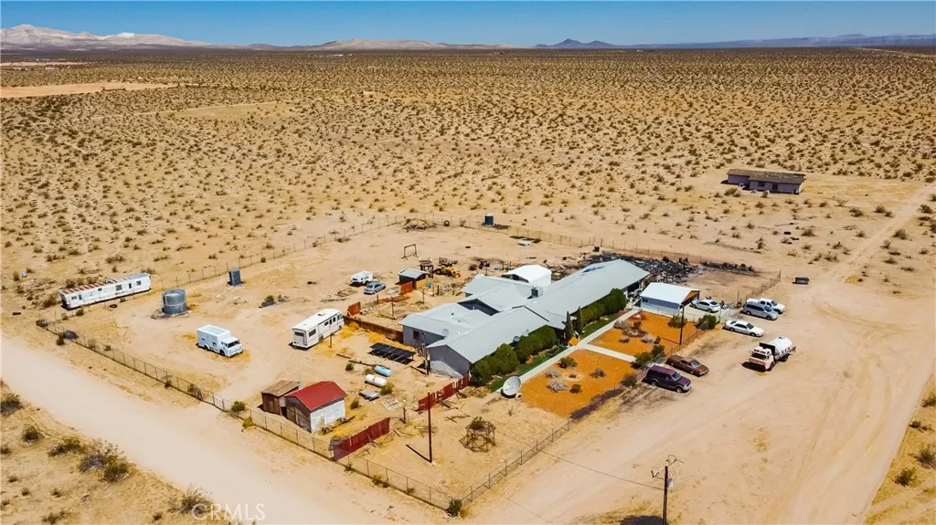 25330 Vancouver Avenue, Adelanto, California 92301 home-pic-4